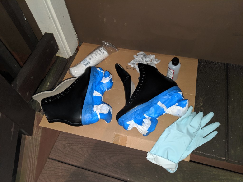 Deglazing black skates